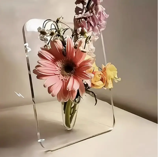 Vase à Fleurs en Acrylique Transparent